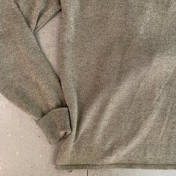 Stunning Molly Bracken with Metallic Gold Open Back knit sweater-Medium - Picture 3 of 8